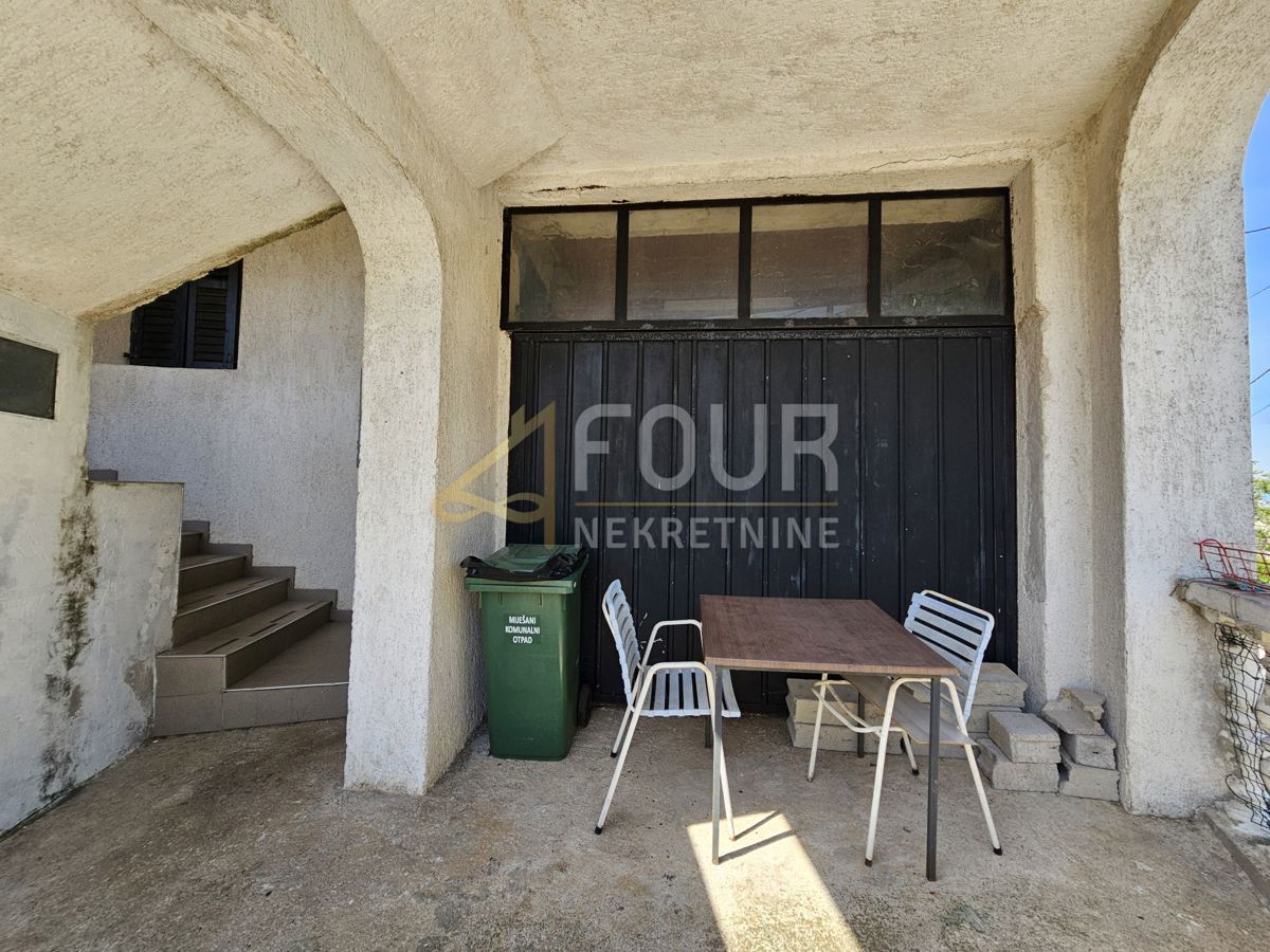 Hreljin, Bakar, 193,82m2