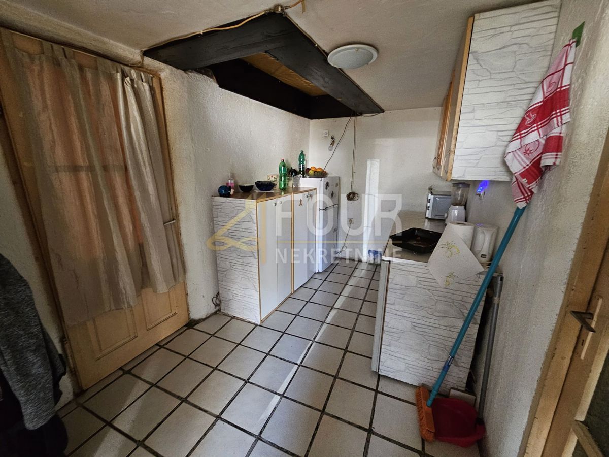 Hreljin, Bakar, 193,82m2