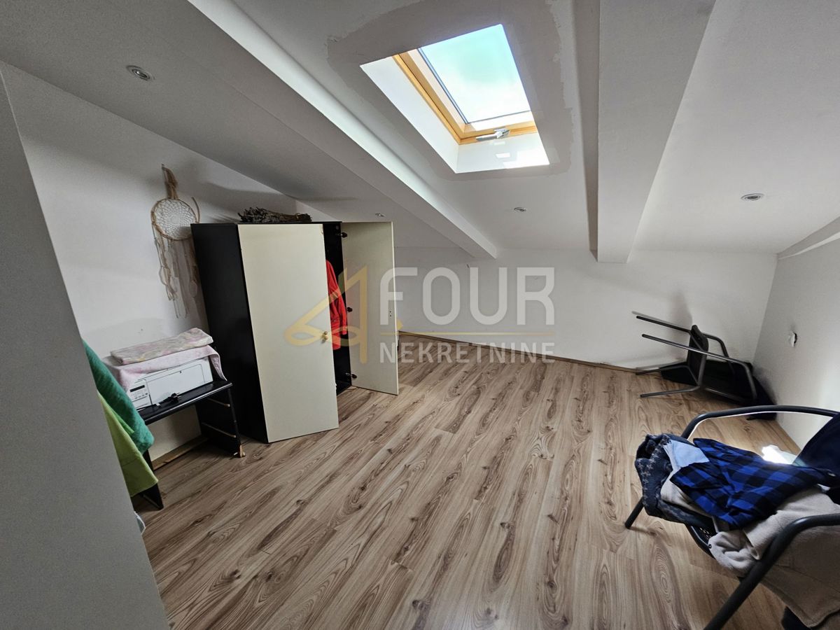 Hreljin, Bakar, 193,82m2