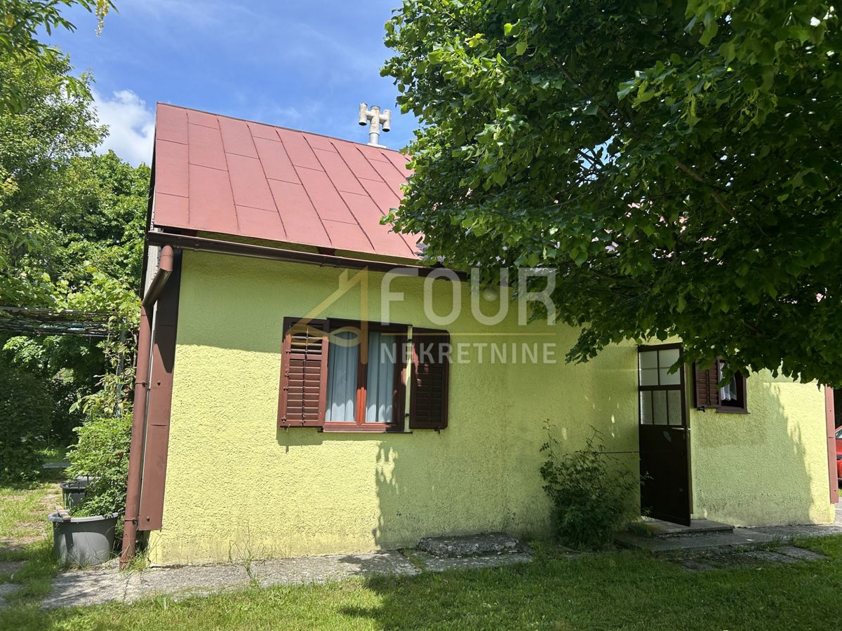 Fužine, 563m2