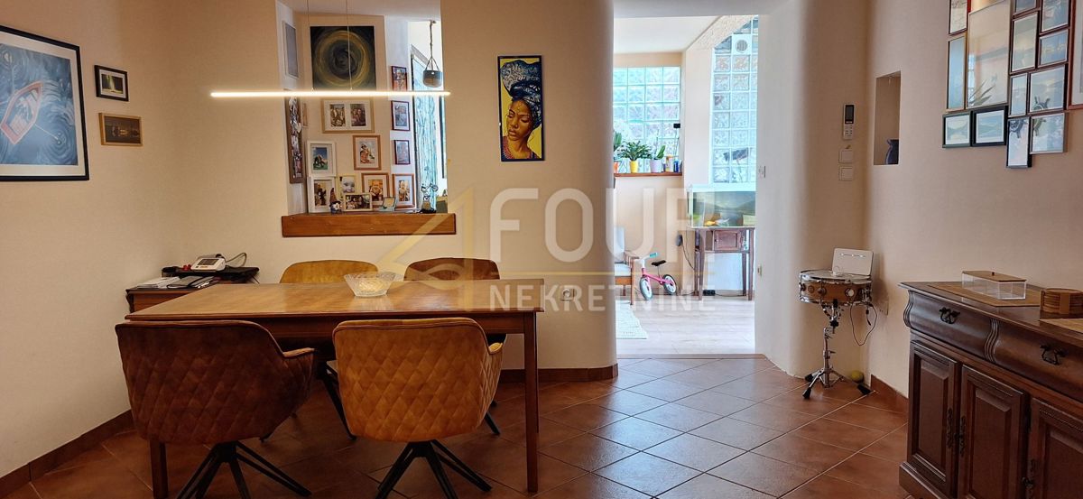 Opatija - Centar, Opatija, 125m2