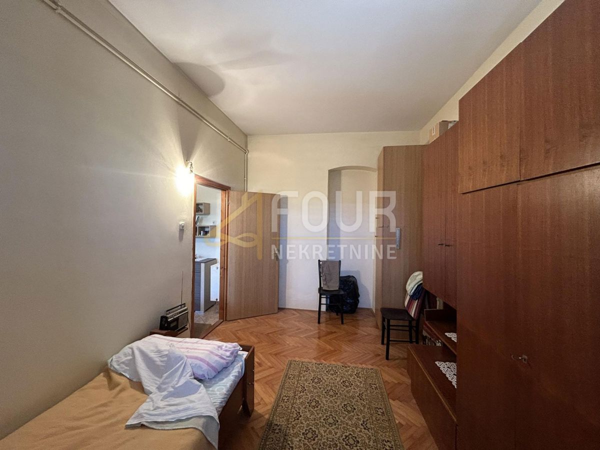 Krnjevo, Rijeka, 207m2