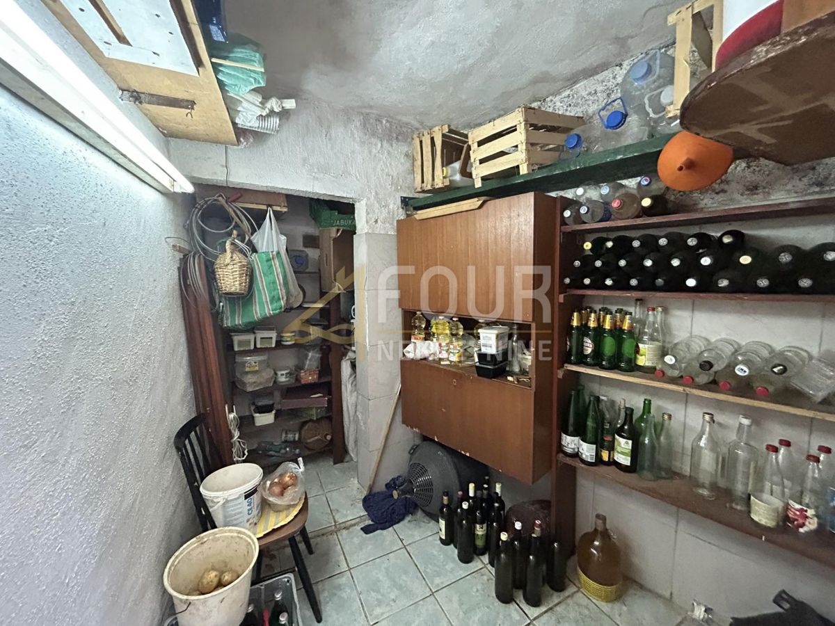 Krnjevo, Rijeka, 207m2