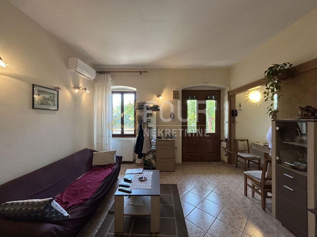 Krnjevo, Rijeka, 207m2