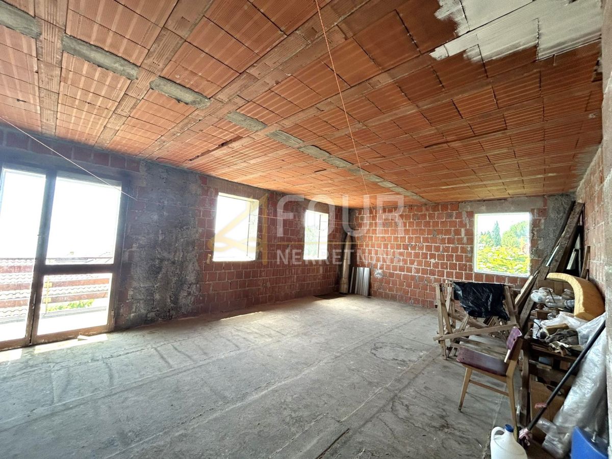 Krnjevo, Rijeka, 207m2