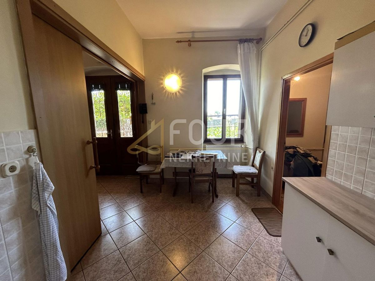 Krnjevo, Rijeka, 207m2