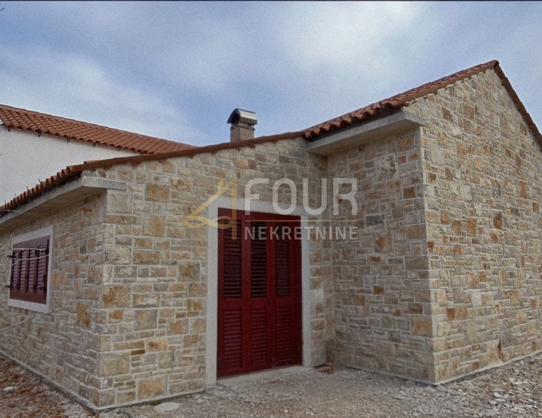 Svetvinčenat, 111m2