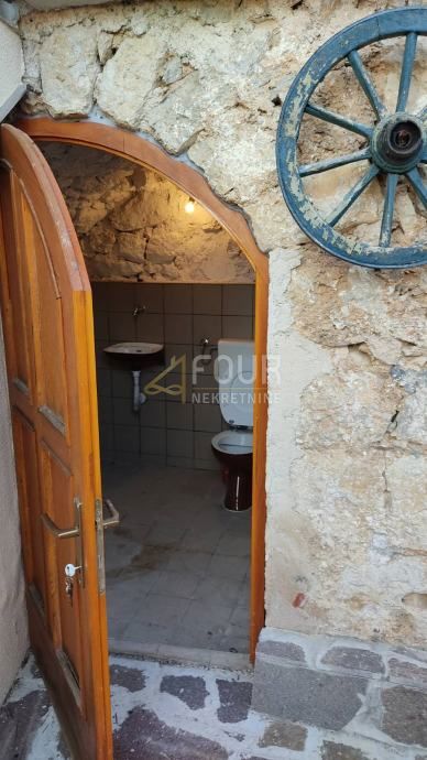 Grižane-Belgrad, Vinodolska Općina, 135m2