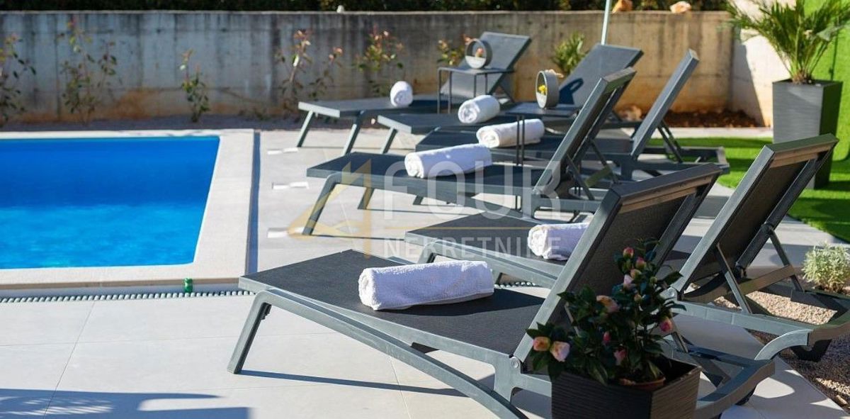 Malinska, Malinska-Dubašnica, 91,03m2