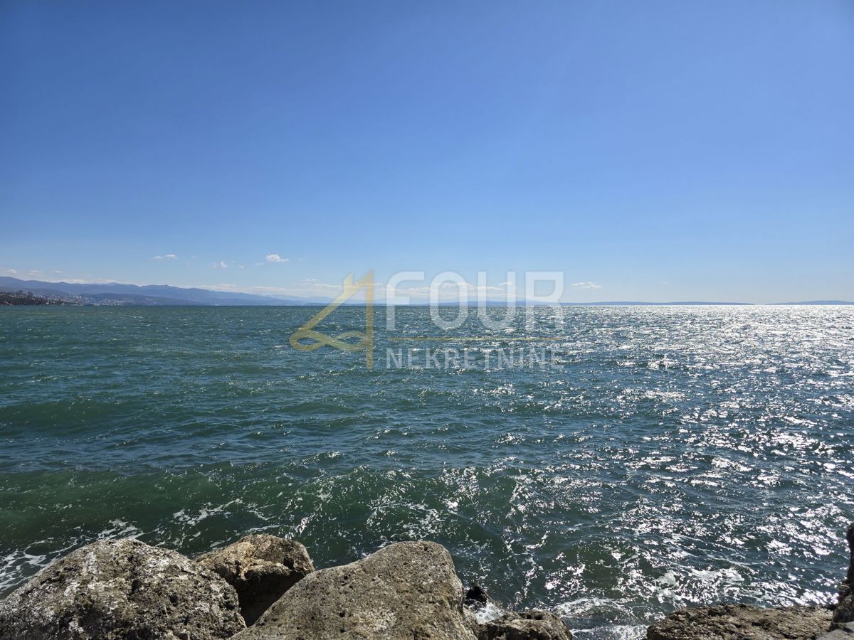 Volosko, Opatija, 237m2