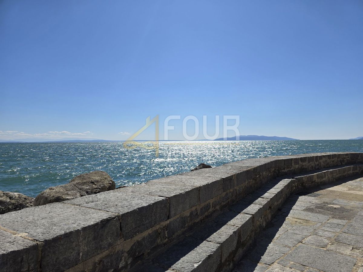 Volosko, Opatija, 237m2