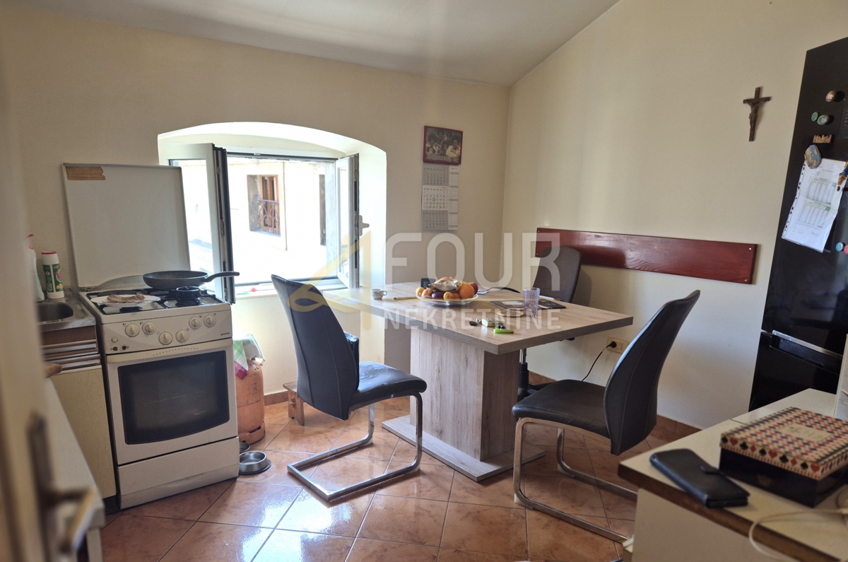 Sušak, Rijeka, 72,13m2