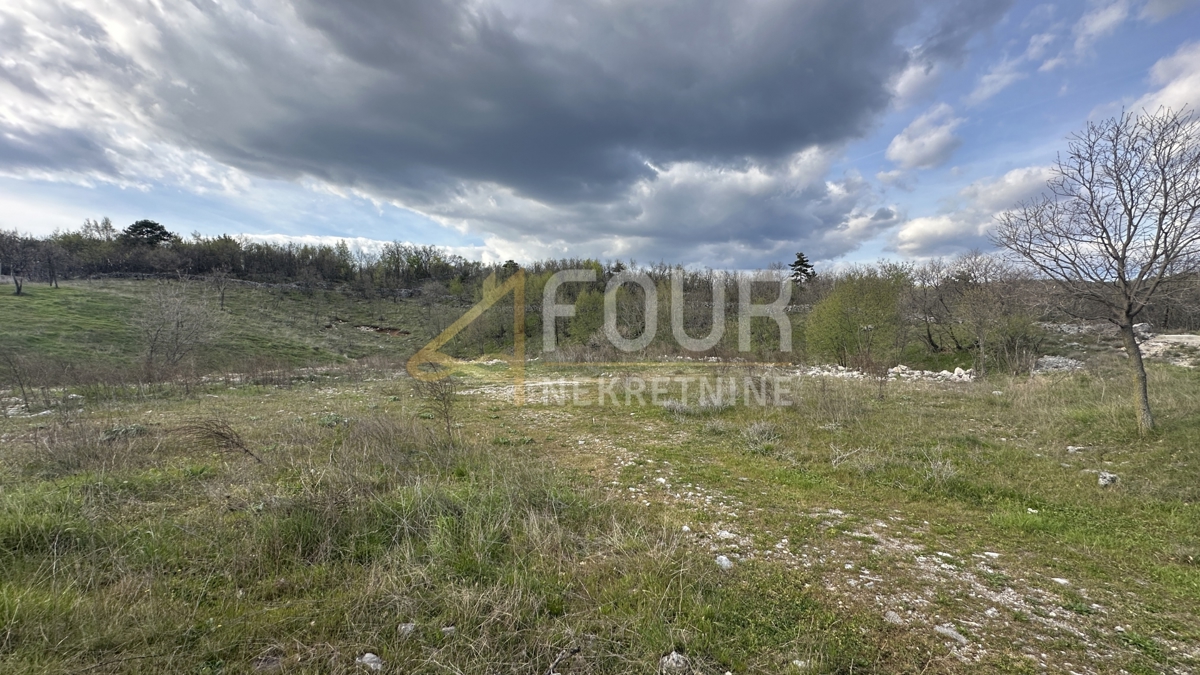 Drenova, Rijeka, 7.557m2