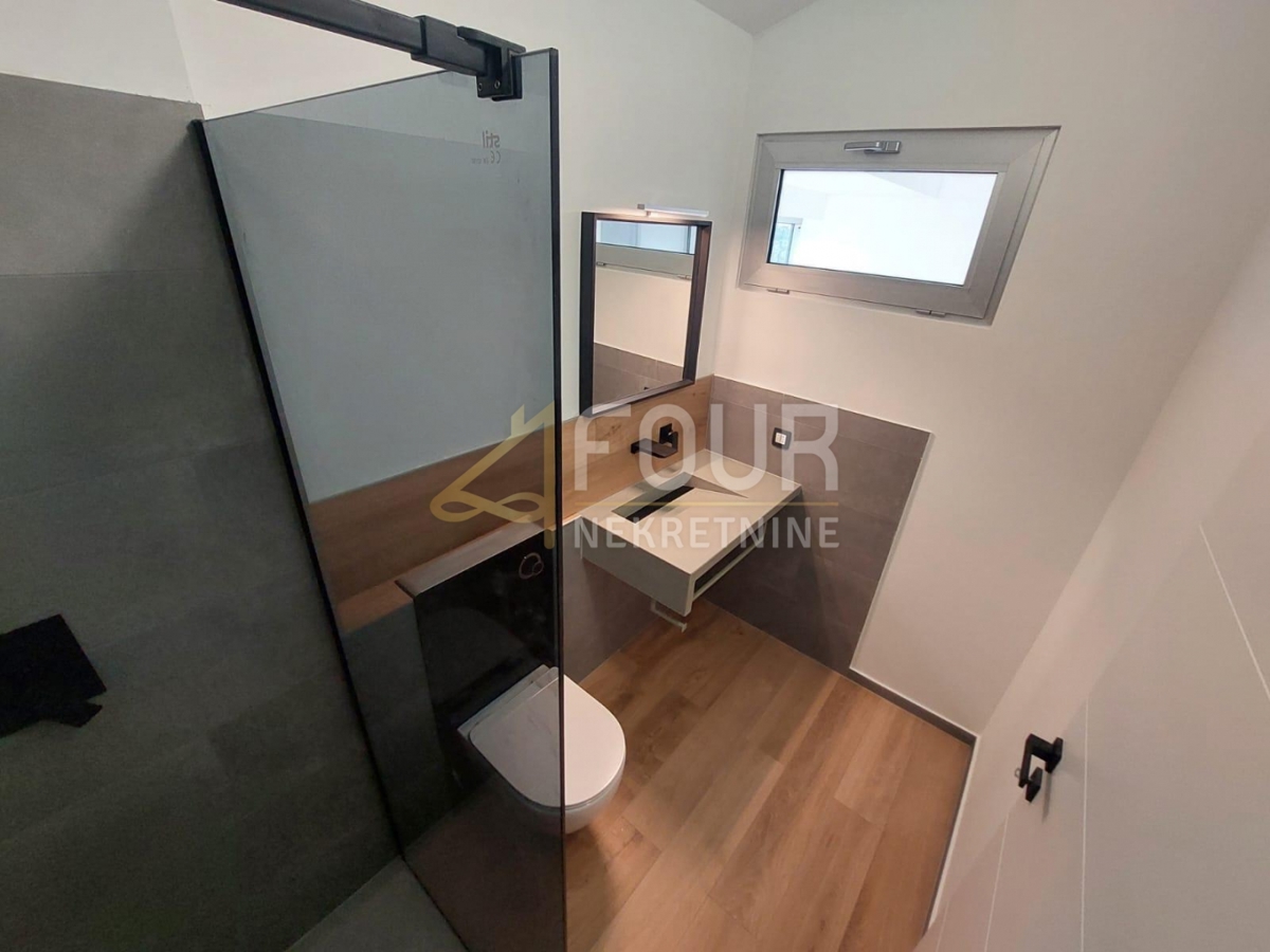 Veli vrh, Pula, 75m2