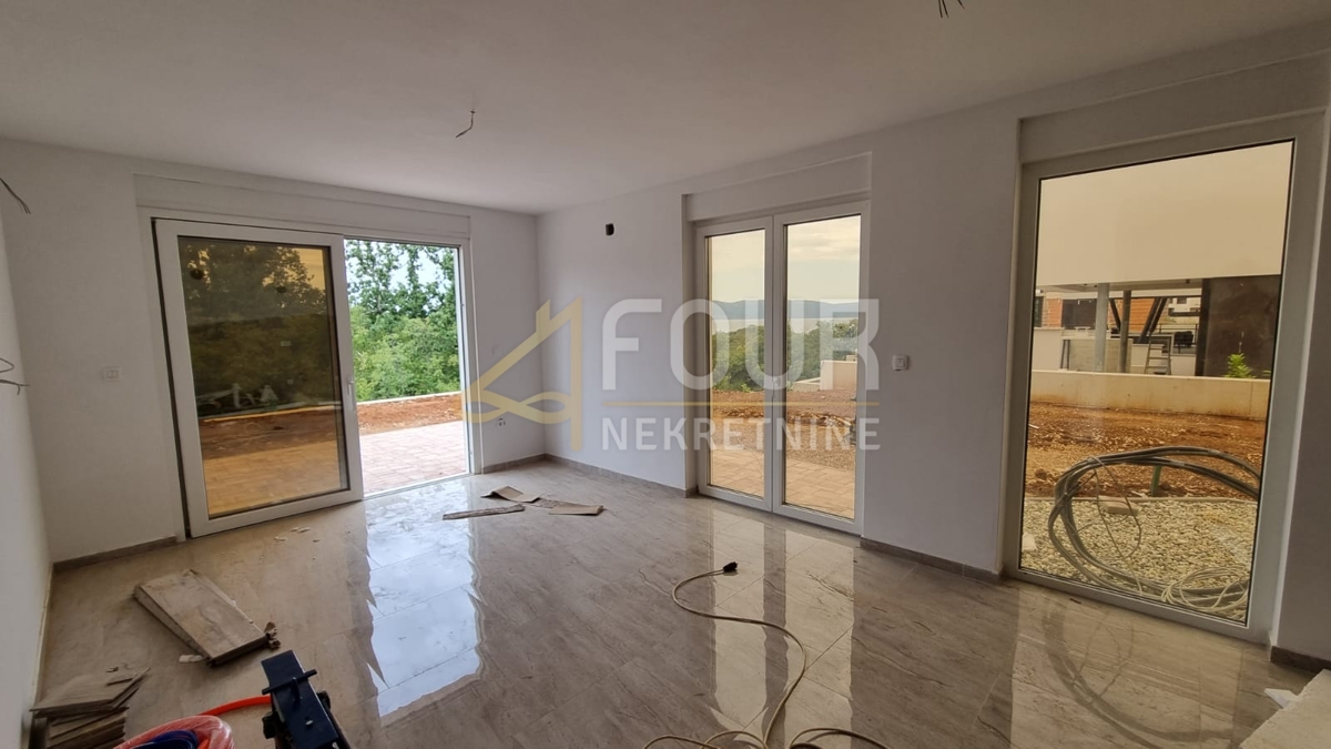 Njivice, Omišalj, 95m2