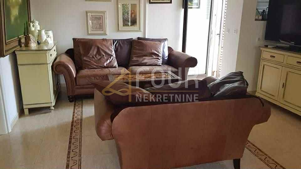 Kukci, Poreč, 197m2