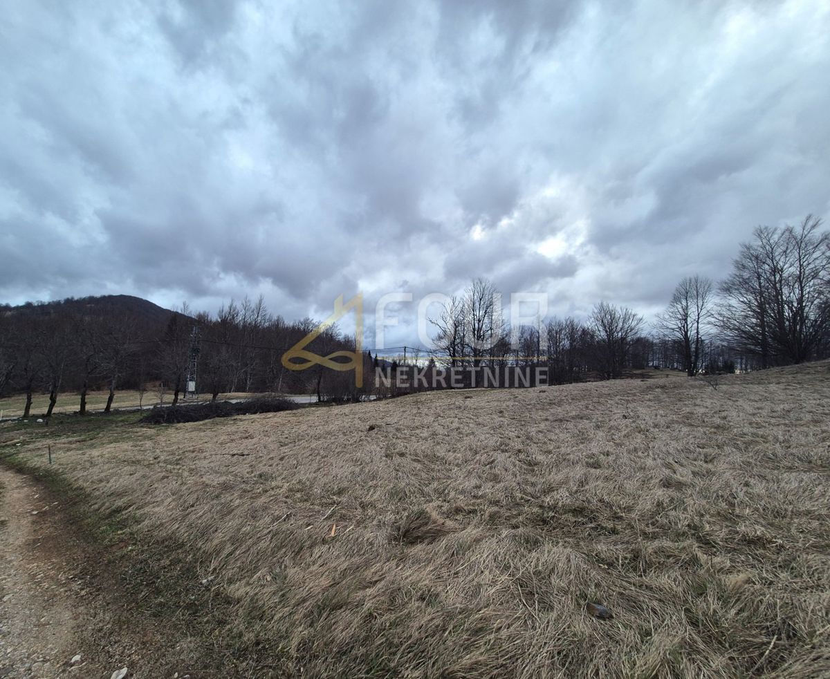 Stari Laz, Ravna Gora, 3.309m2