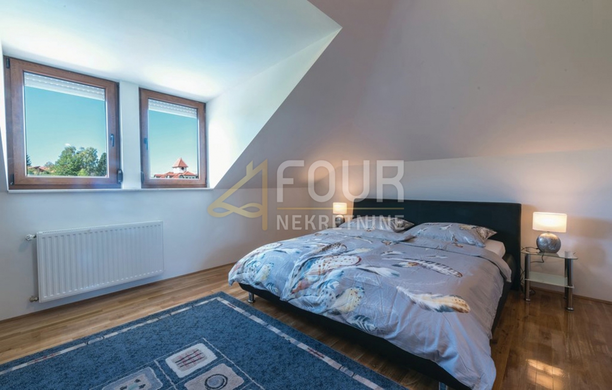 Zagreb, Starjak, casa familiare con piscina, garage e ampio giardino