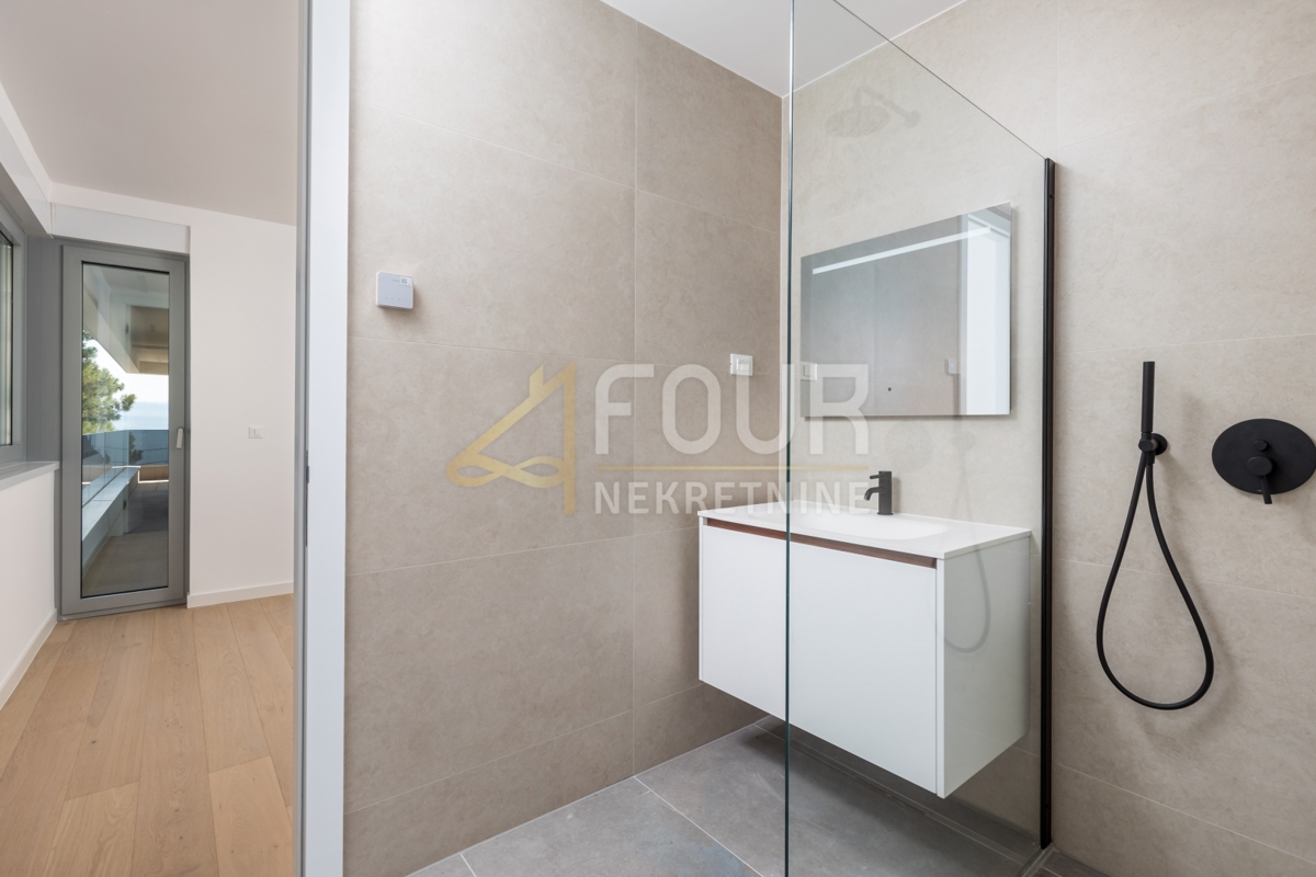 Opatija - Centar, Opatija, 109,73m2