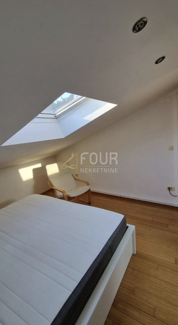 Pobri, Opatija - Okolica, 77,13m2