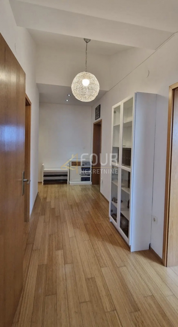 Pobri, Opatija - Okolica, 77,13m2