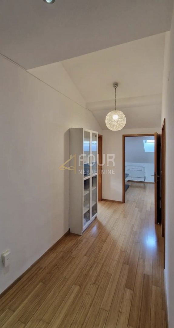 Pobri, Opatija - Okolica, 77,13m2