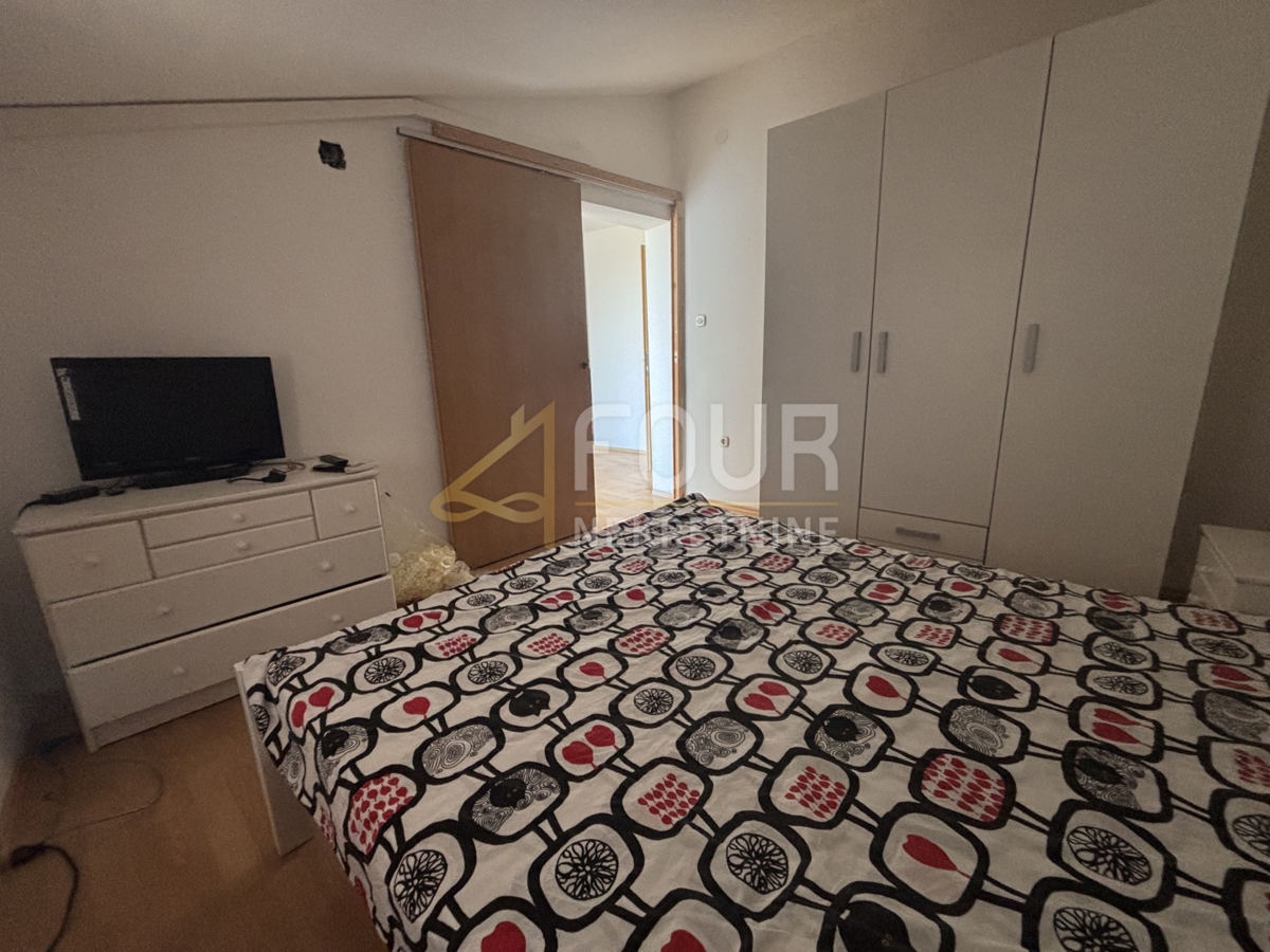 Novi Vinodolski, 77m2