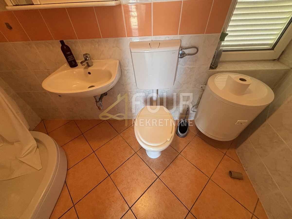 Novi Vinodolski, 77m2