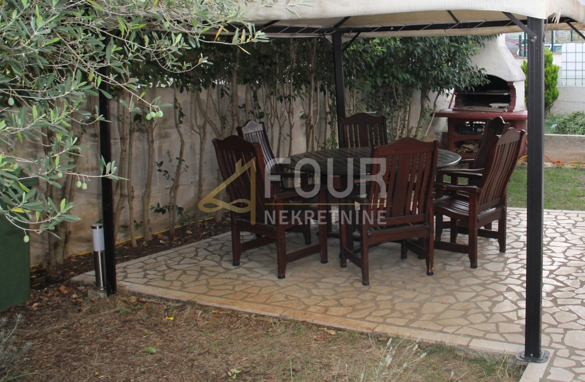 Istria, Rovigno, 2s+db, 58,20m2, balcone