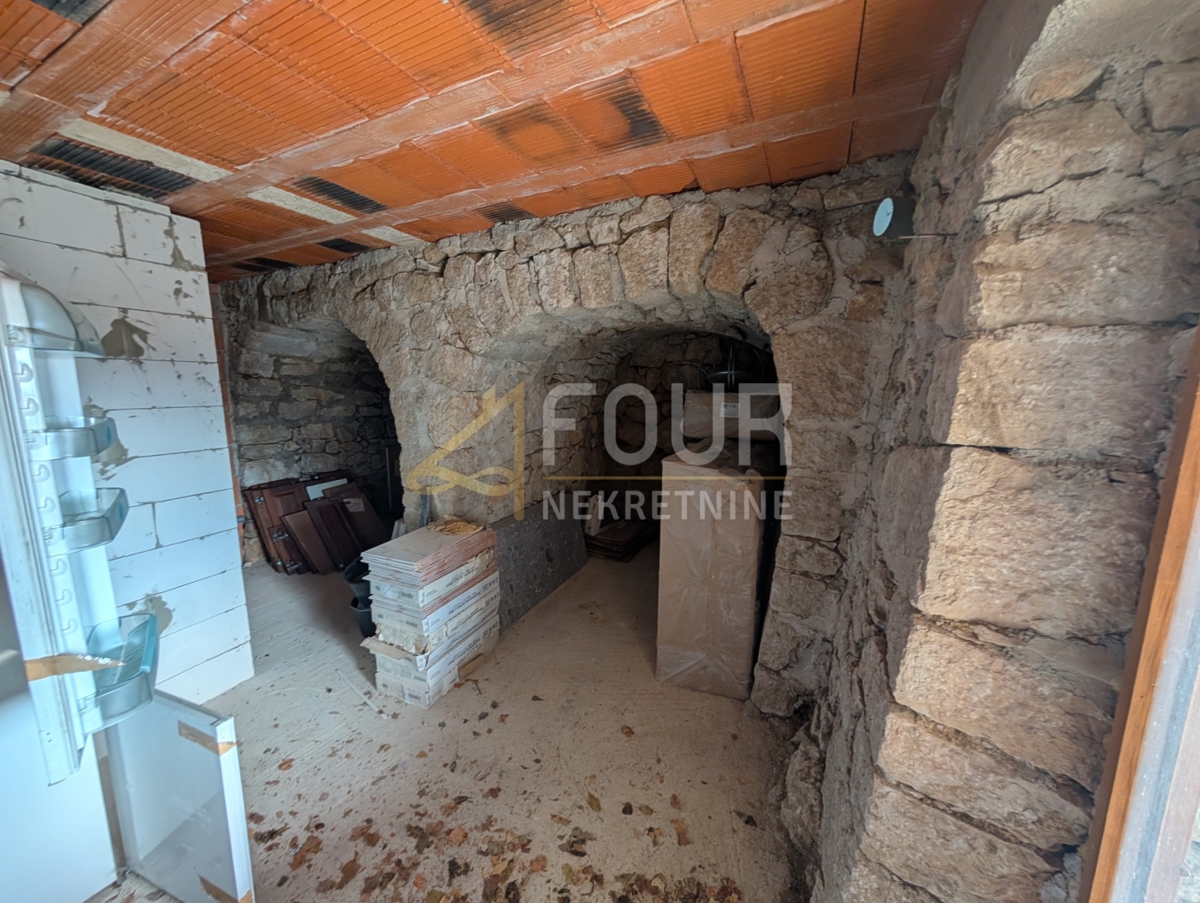 Grižane-Belgrad, Vinodolska Općina, 48m2