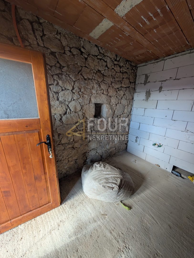 Grižane-Belgrad, Vinodolska Općina, 48m2