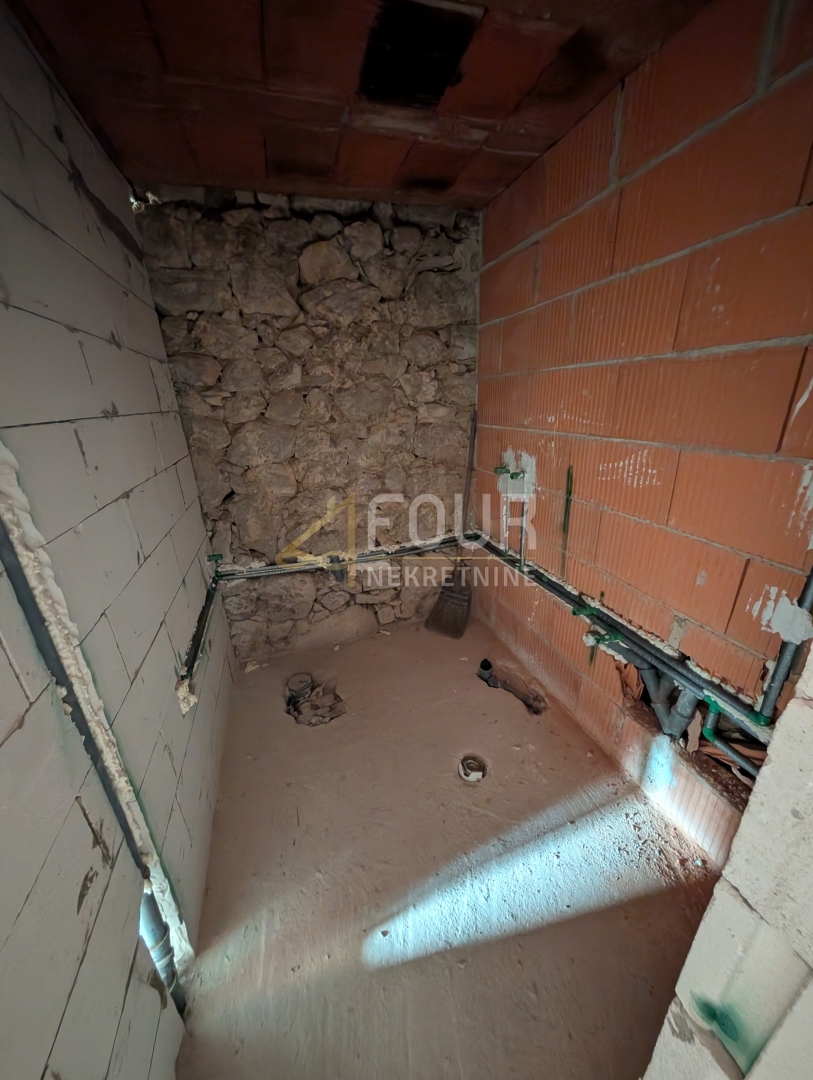 Grižane-Belgrad, Vinodolska Općina, 48m2