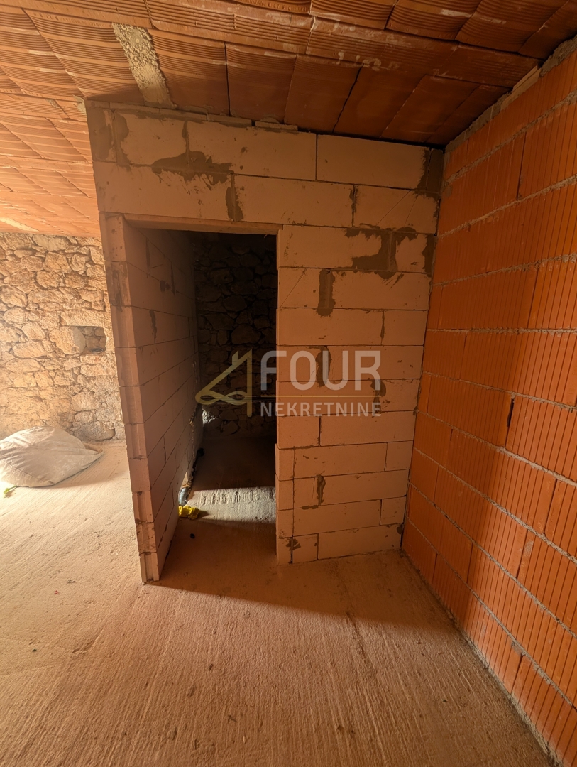 Grižane-Belgrad, Vinodolska Općina, 48m2