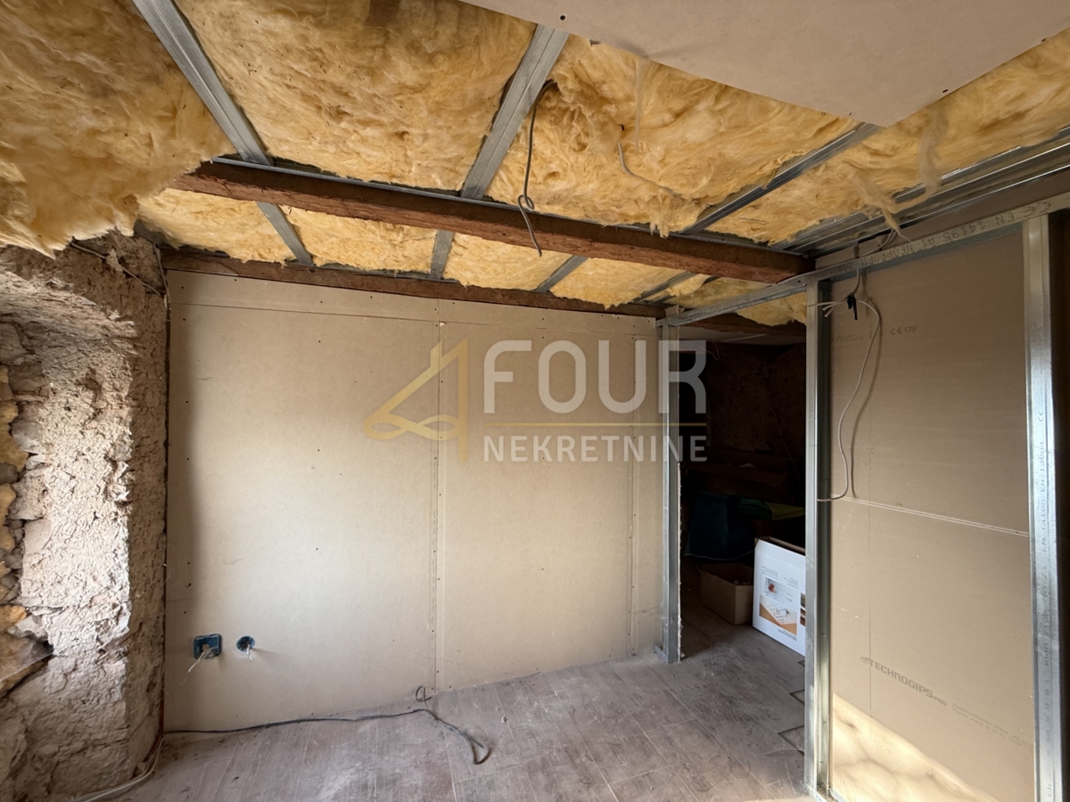 Hreljin, casa indipendente, P+1, 266m2