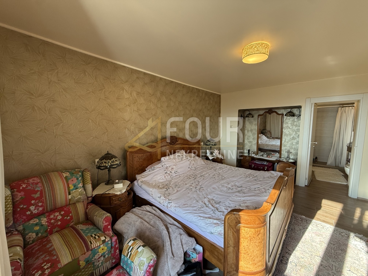 Hreljin, casa indipendente, P+1, 266m2