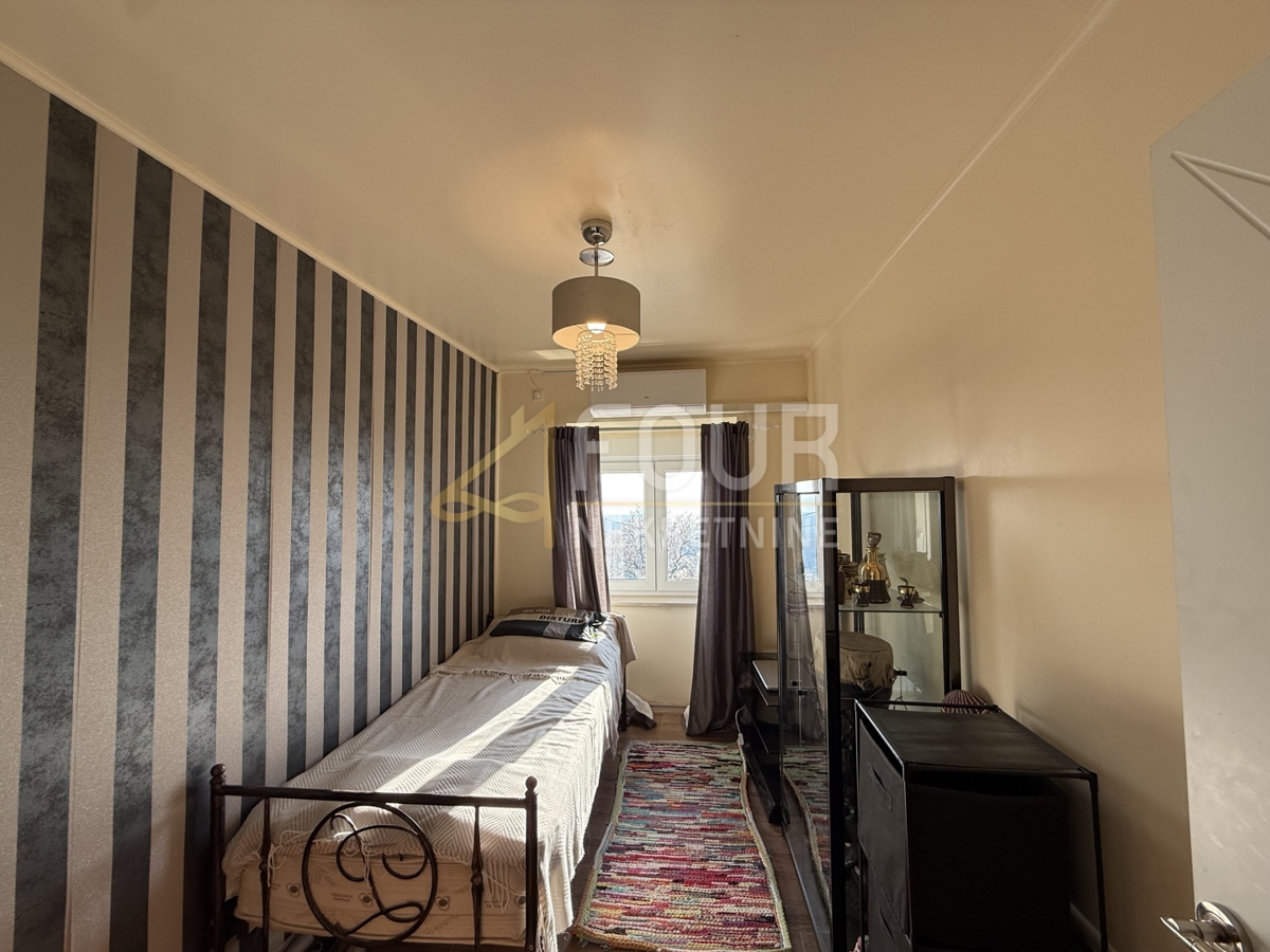 Hreljin, casa indipendente, P+1, 266m2