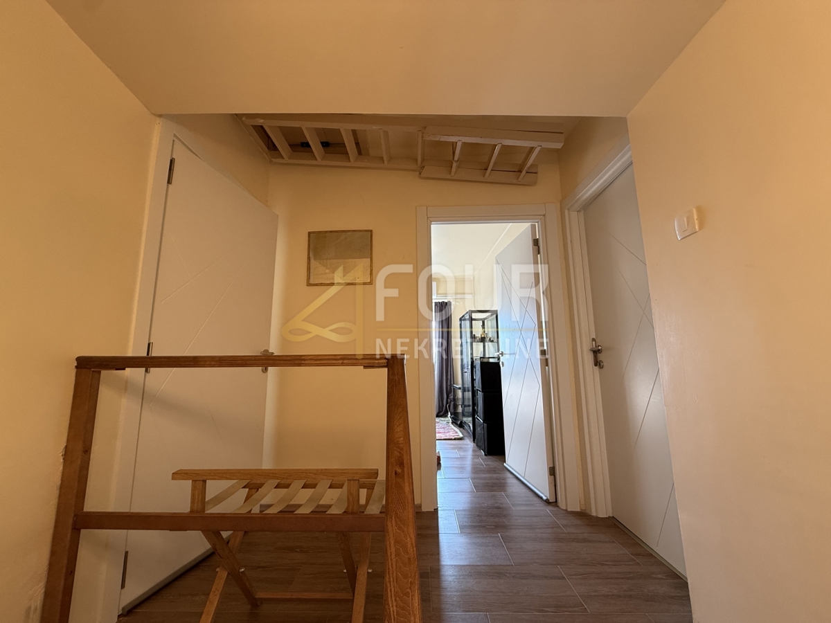 Hreljin, casa indipendente, P+1, 266m2