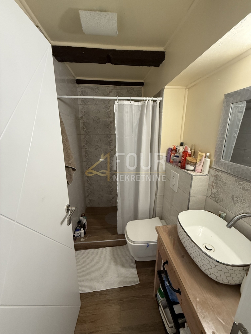 Hreljin, casa indipendente, P+1, 266m2