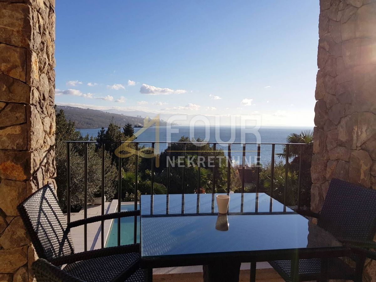 Volosko, Opatija, 230m2