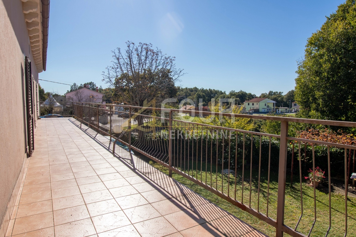 Svetvinčenat, 344m2