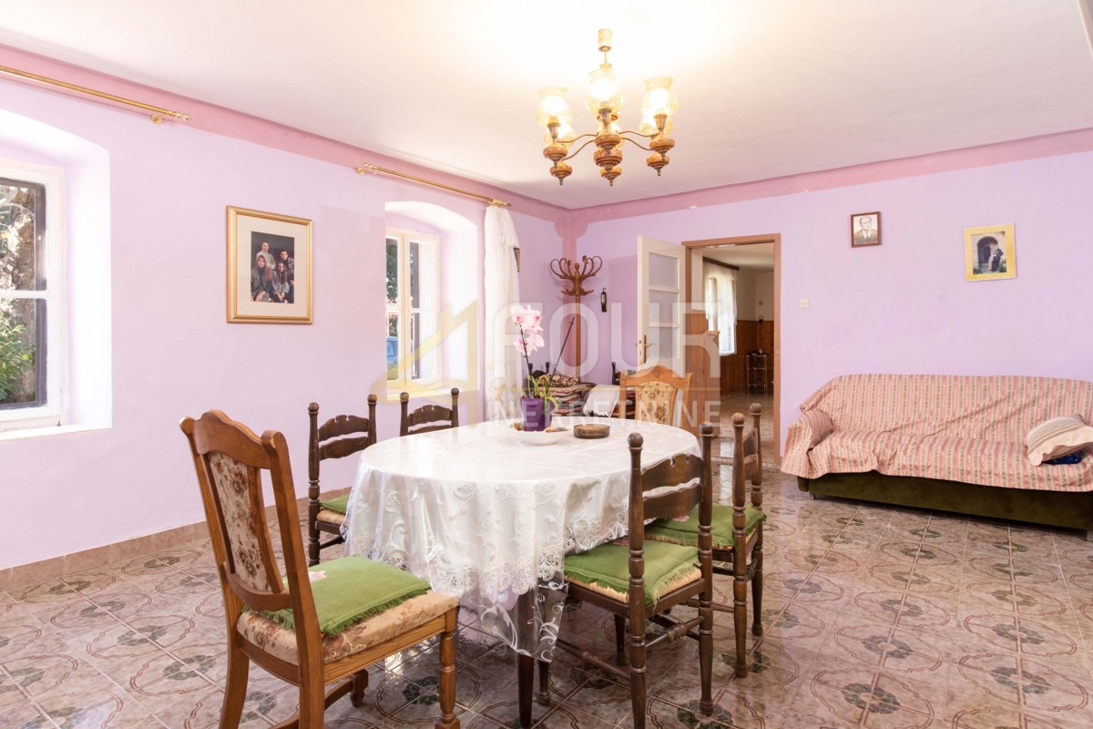 Svetvinčenat, 344m2