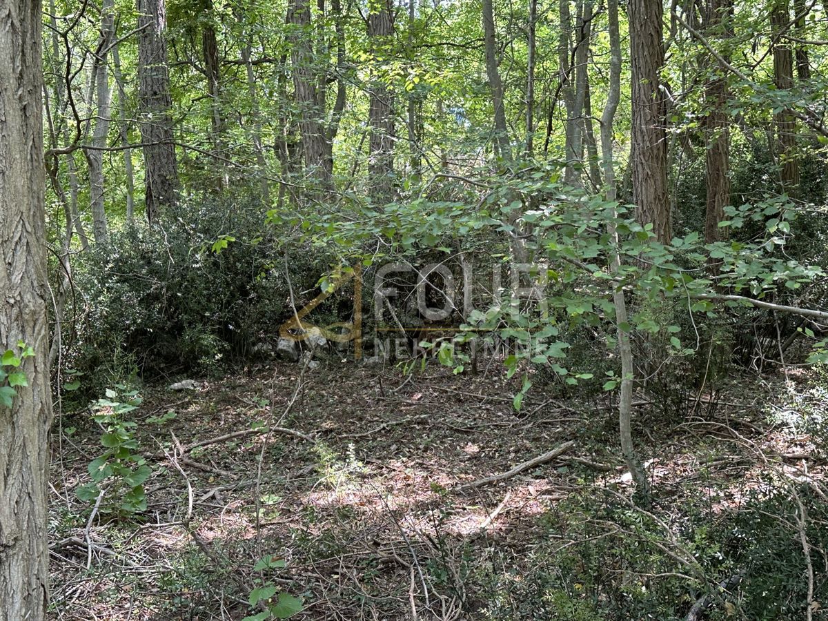 Risika, Vrbnik, 1.356m2