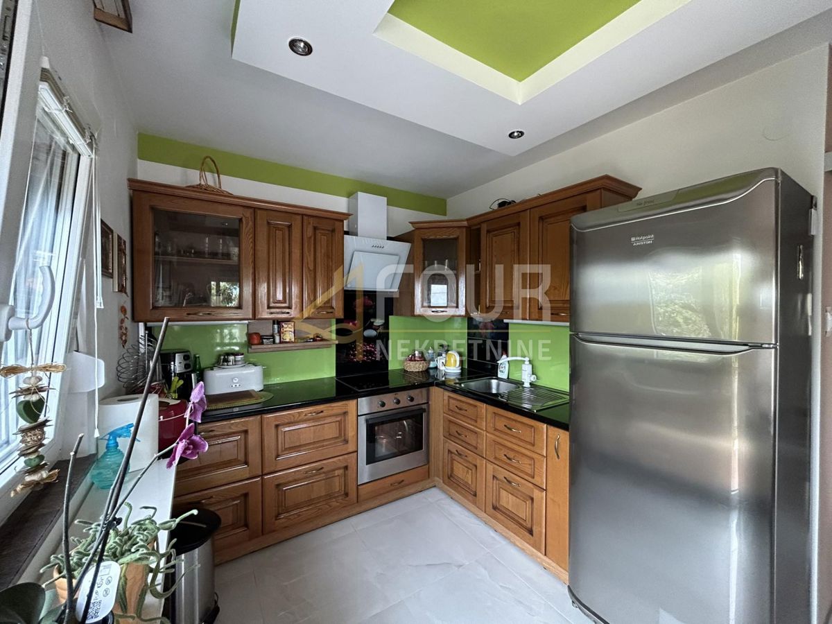 Selce, Crikvenica, 148m2