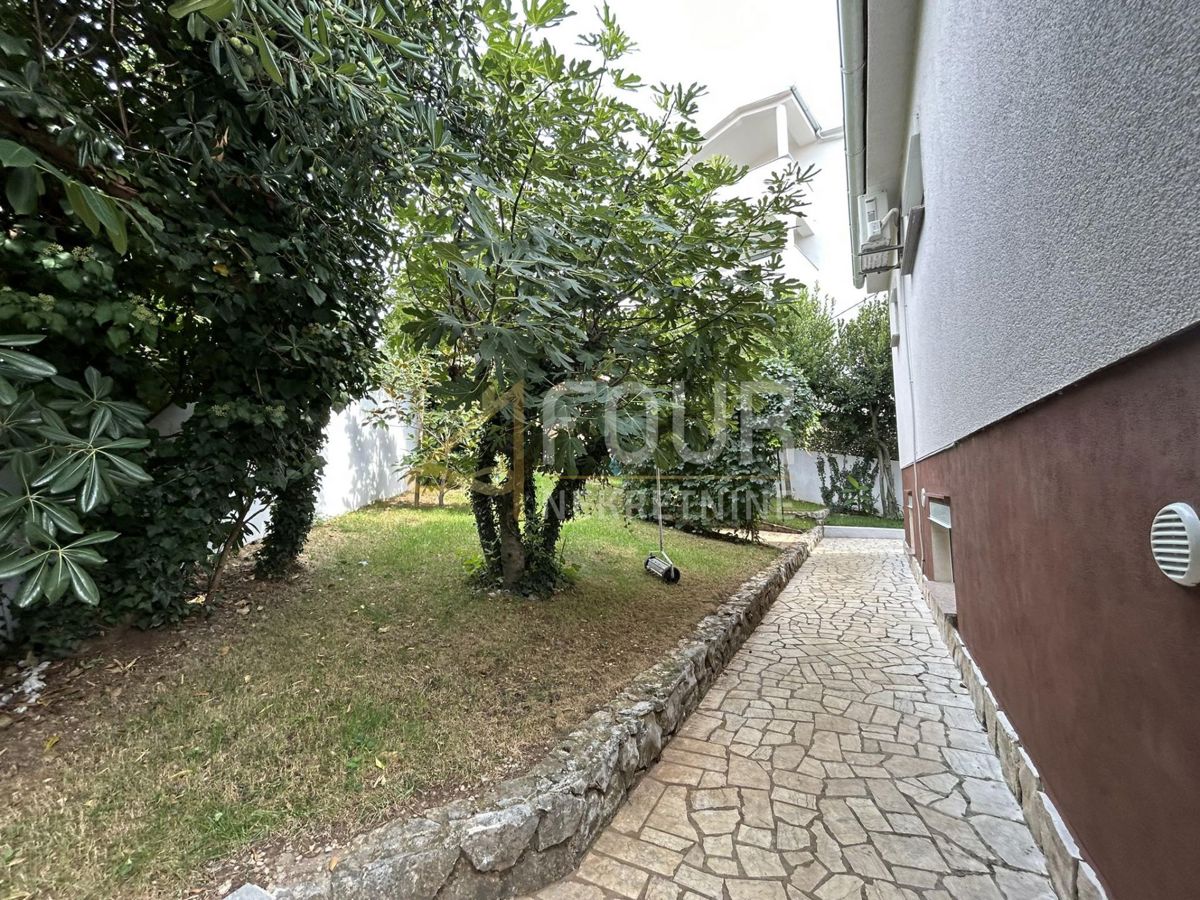 Selce, Crikvenica, 148m2