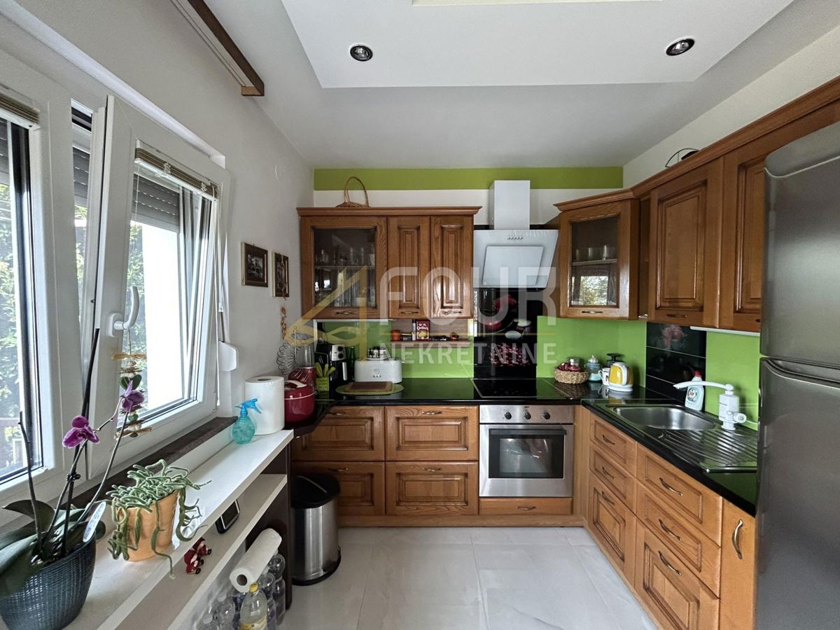 Selce, Crikvenica, 148m2