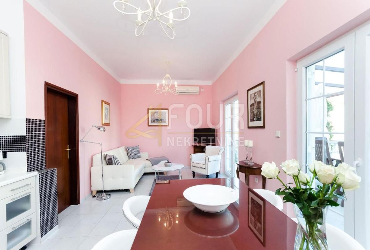 Malinska, Malinska-Dubašnica, 930m2