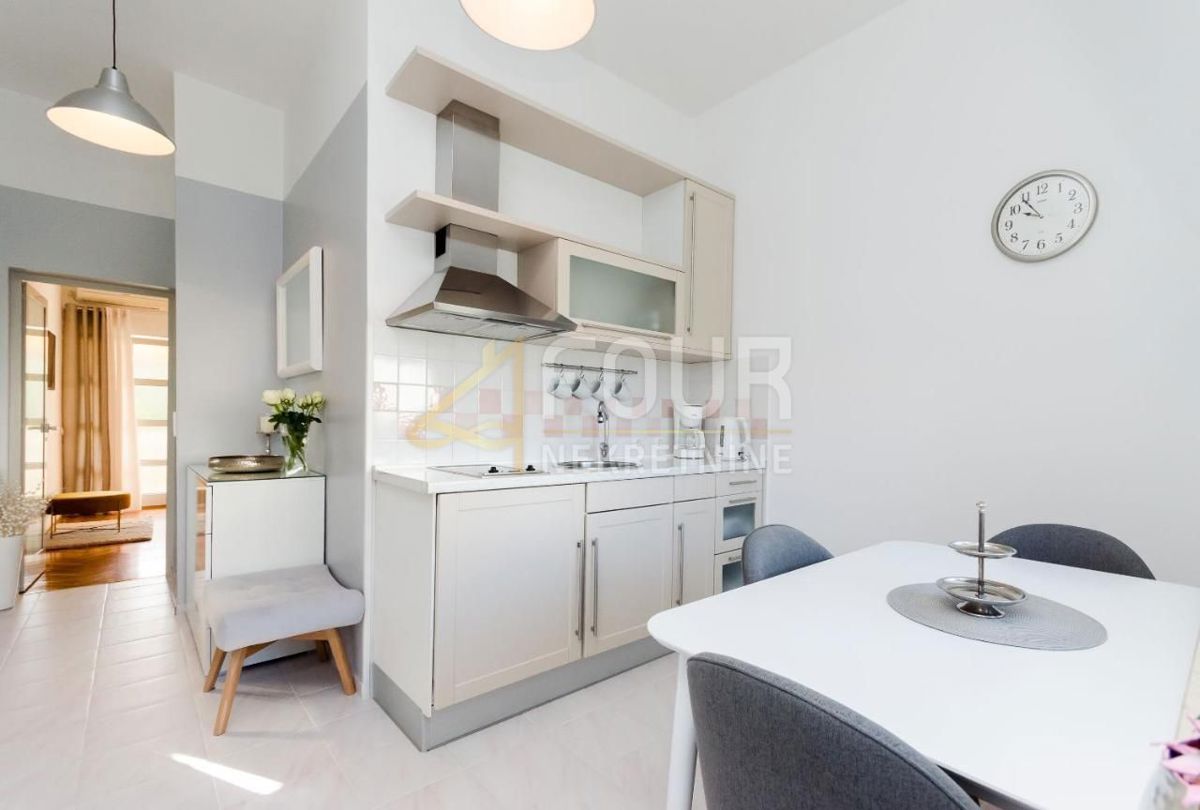 Malinska, Malinska-Dubašnica, 930m2
