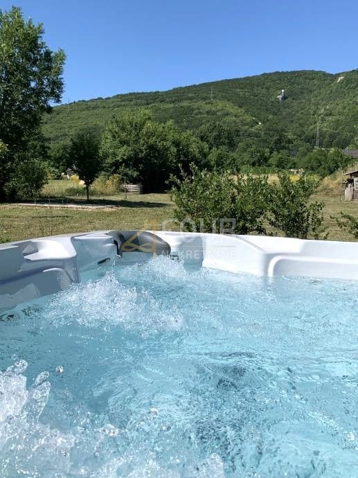 Plitvička Jezera, 180m2