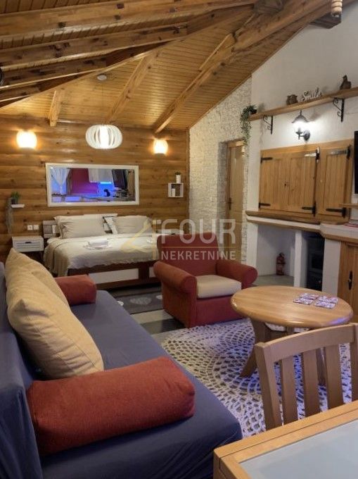 Plitvička Jezera, 180m2