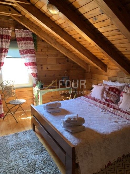 Plitvička Jezera, 180m2